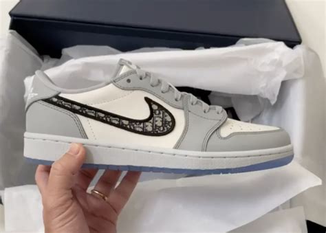 dior low cut
